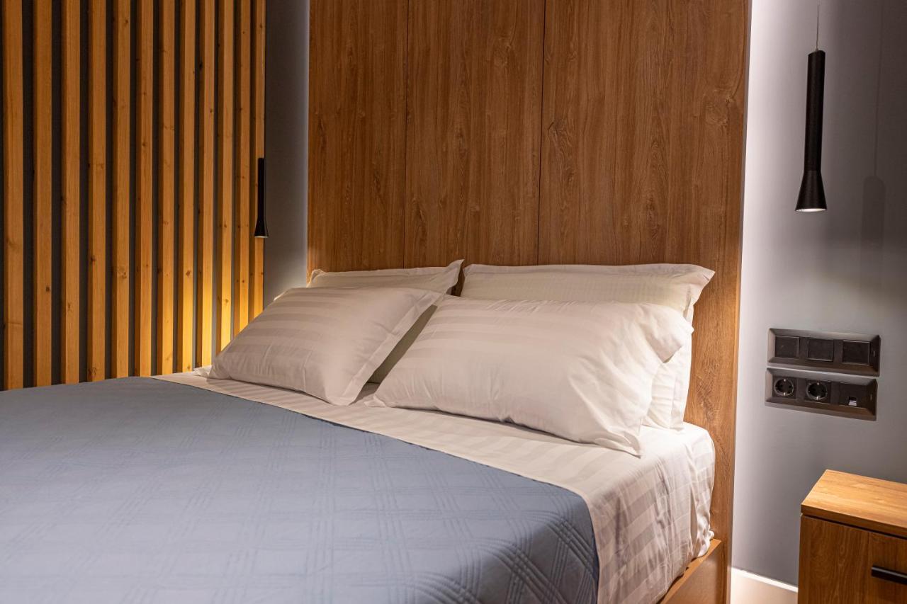 A&N Athens Luxury Apartments - Akadimou ภายนอก รูปภาพ